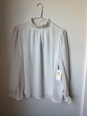 Womens Ivory Smocked Neck Long-Sleeve Blouse